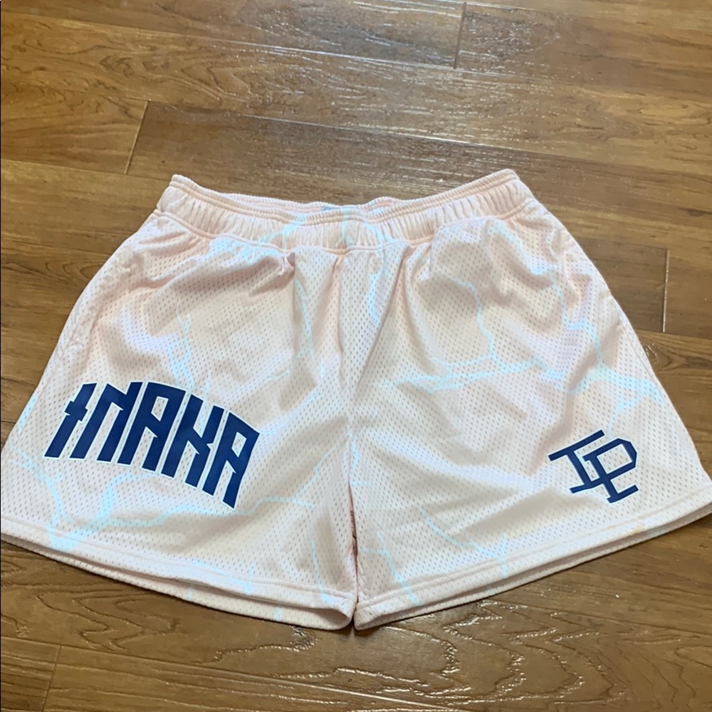 NWT Inaka Power shorts